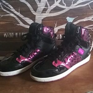 Pastry high top girls sneakers 6.5 hot pink black
